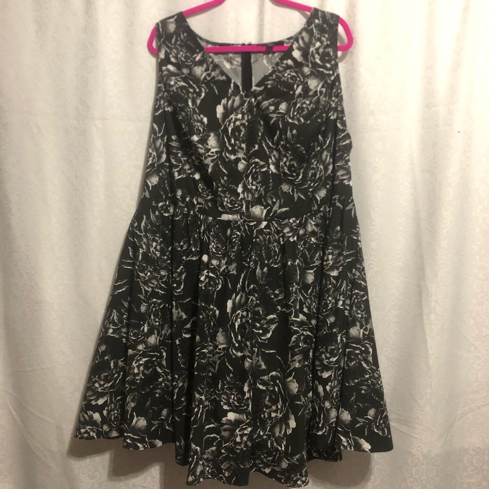 Ellos black & gray floral skater a-line dress